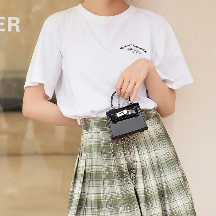 Compact Coin Purse with Detachable Chain Strap